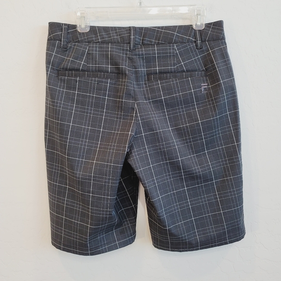💕 Fila Sport Golf Black & Gray Plaid Shorts Men's Size 32 - Picture 4 of 11